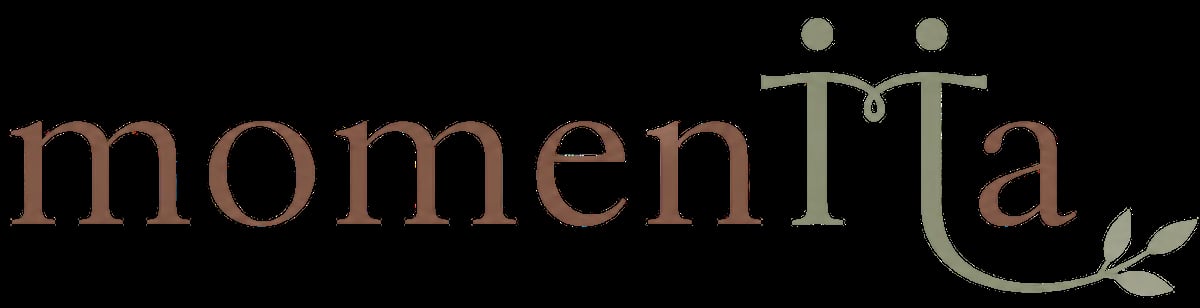 Logo de momentta en tipografía rose gold con elementos decorativos